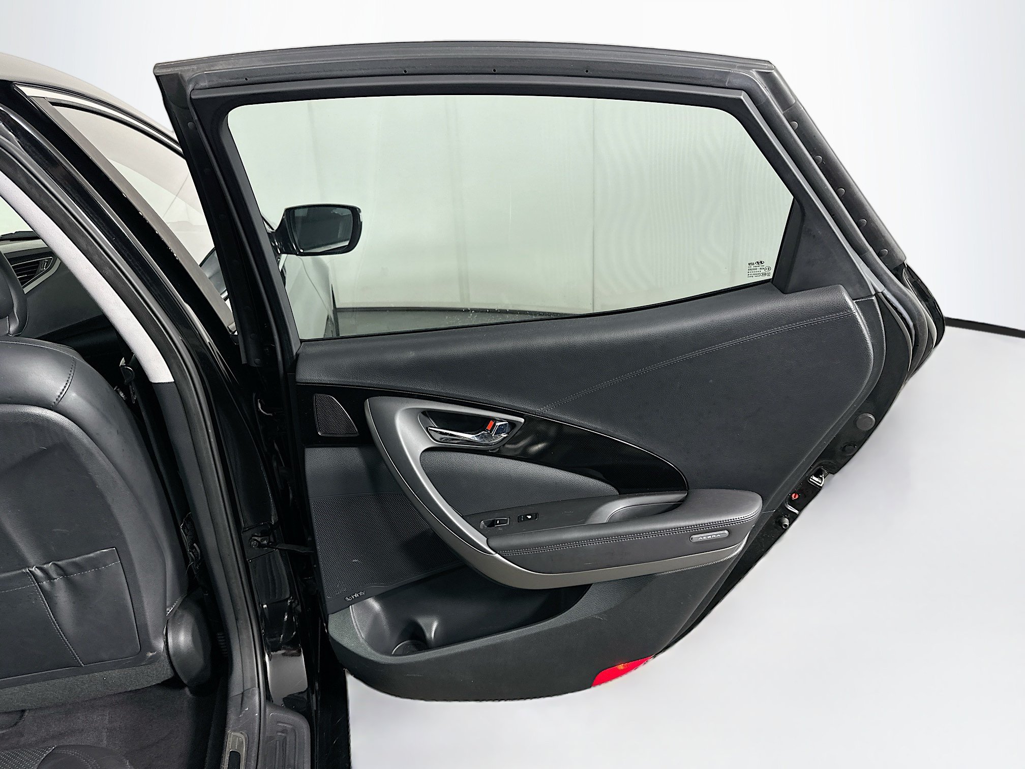 Used 2016 Hyundai Azera FWD image 28
