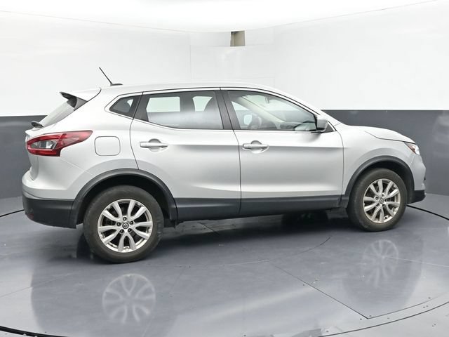 Used 2022 Nissan Rogue Sport S FWD image 3