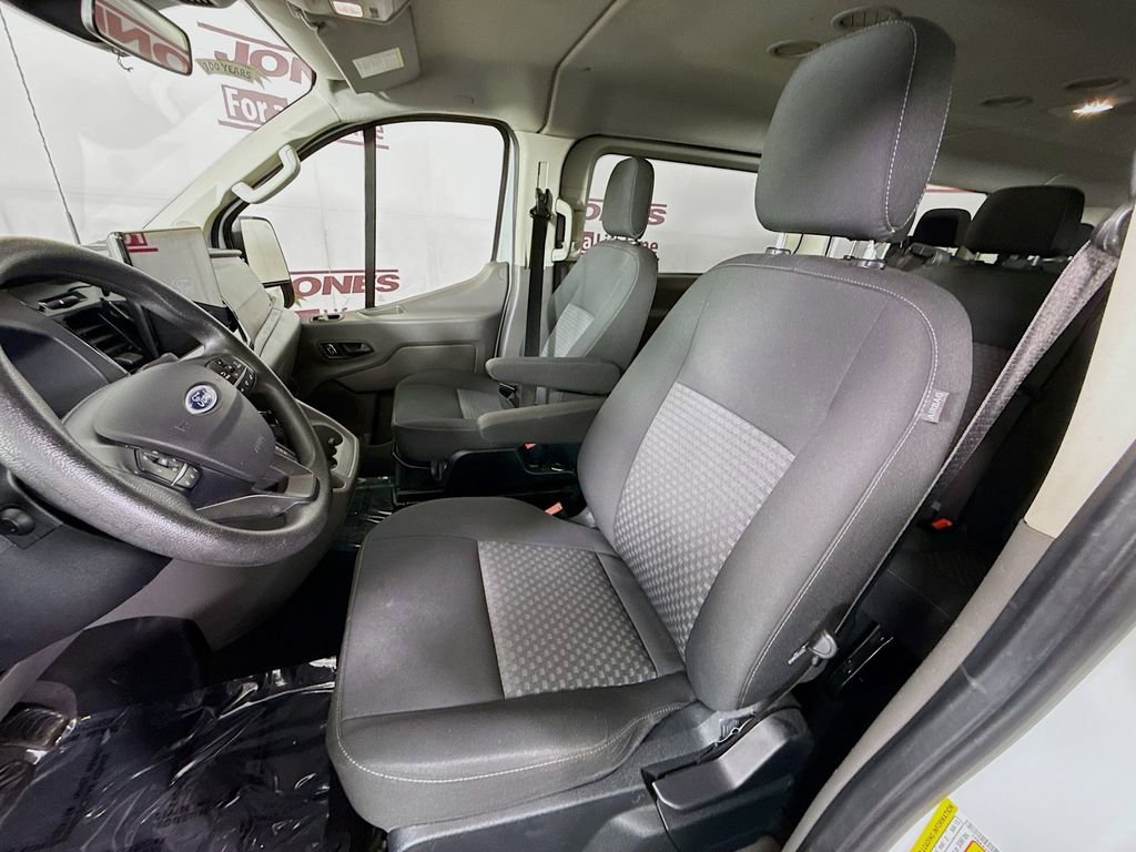 Used 2023 Ford Transit 350 XLT image 24