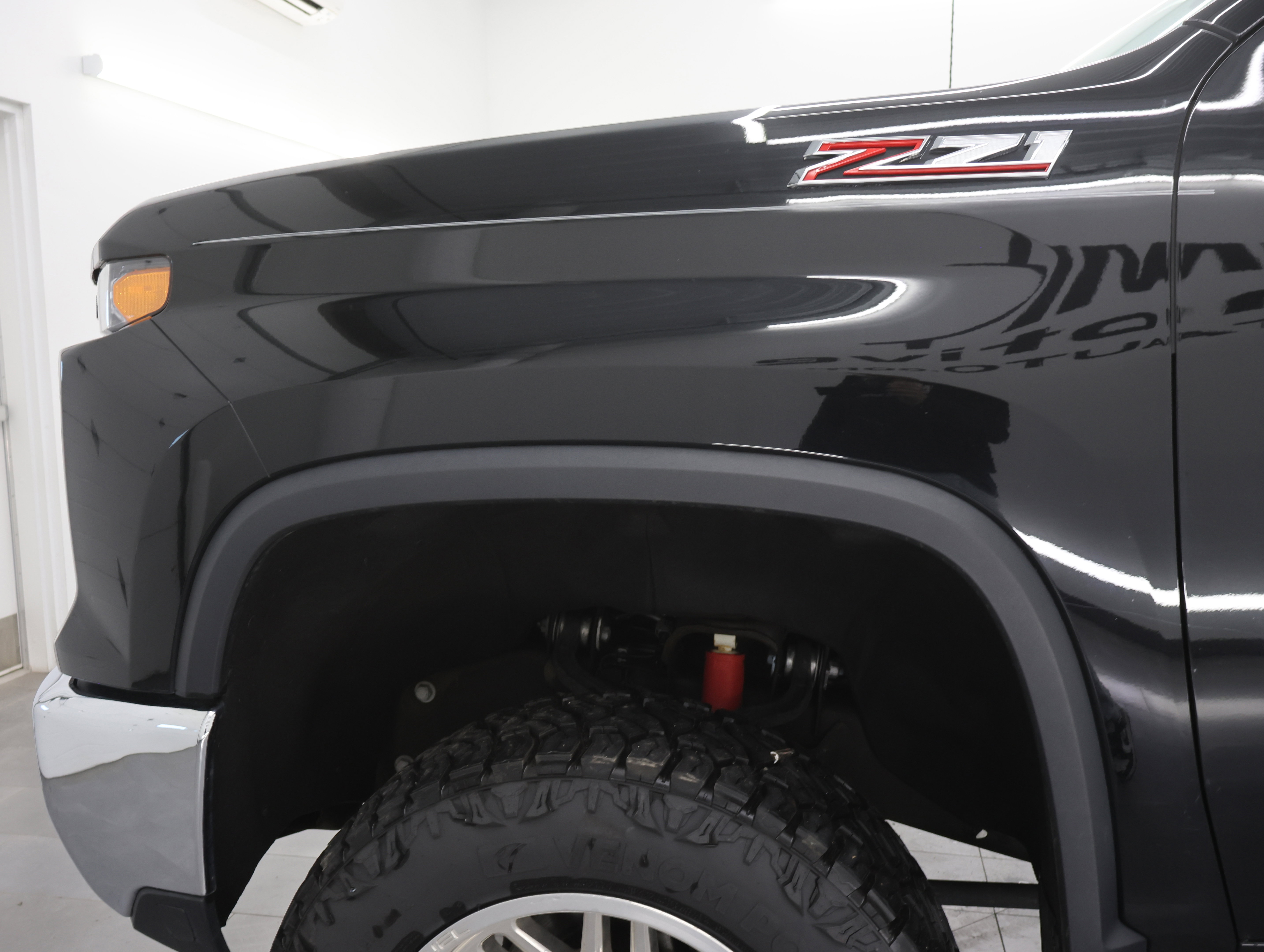 Used 2024 Chevrolet Silverado 2500 LT image 32