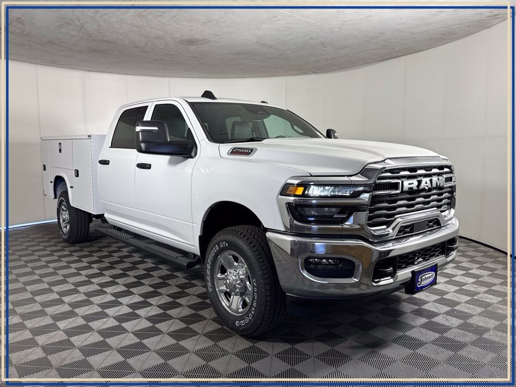 New 2026 RAM 2500 Tradesman AWD/4WD image 4