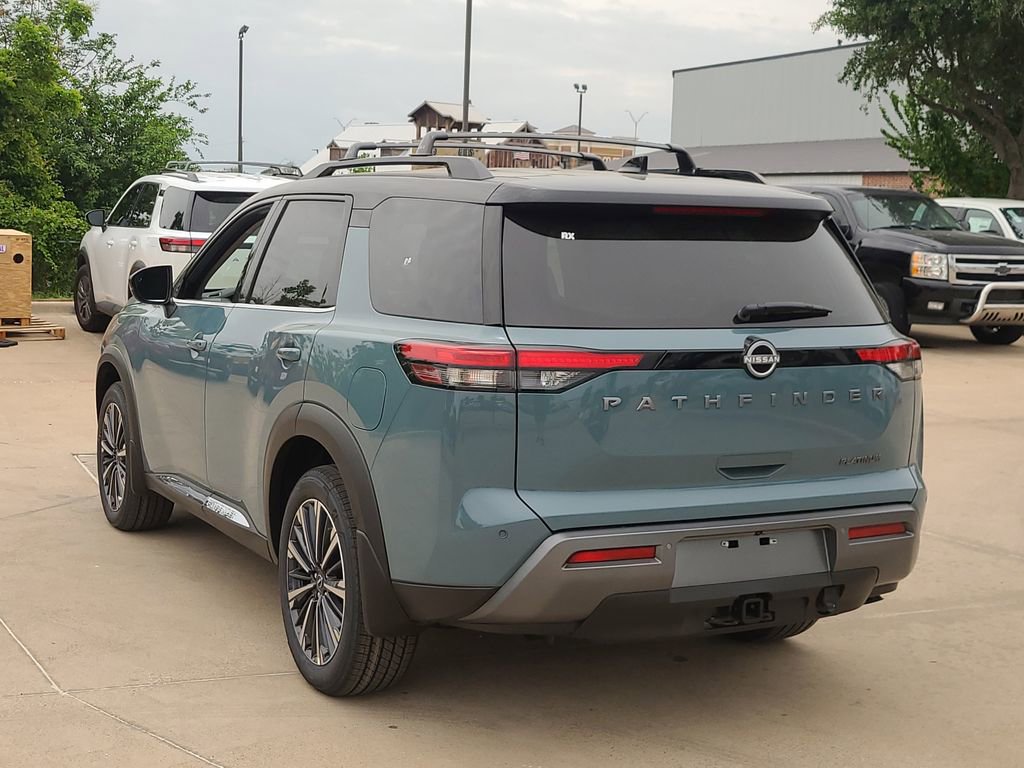 New 2026 Nissan Pathfinder Platinum FWD image 2
