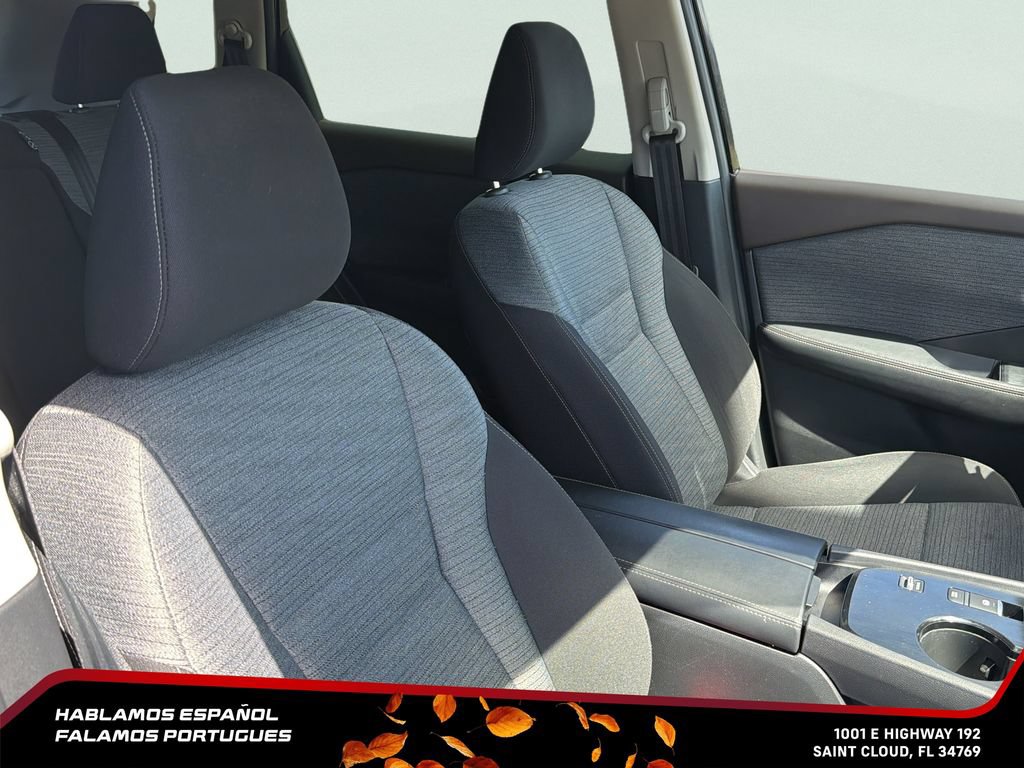 Used 2023 Nissan Rogue SV FWD image 30