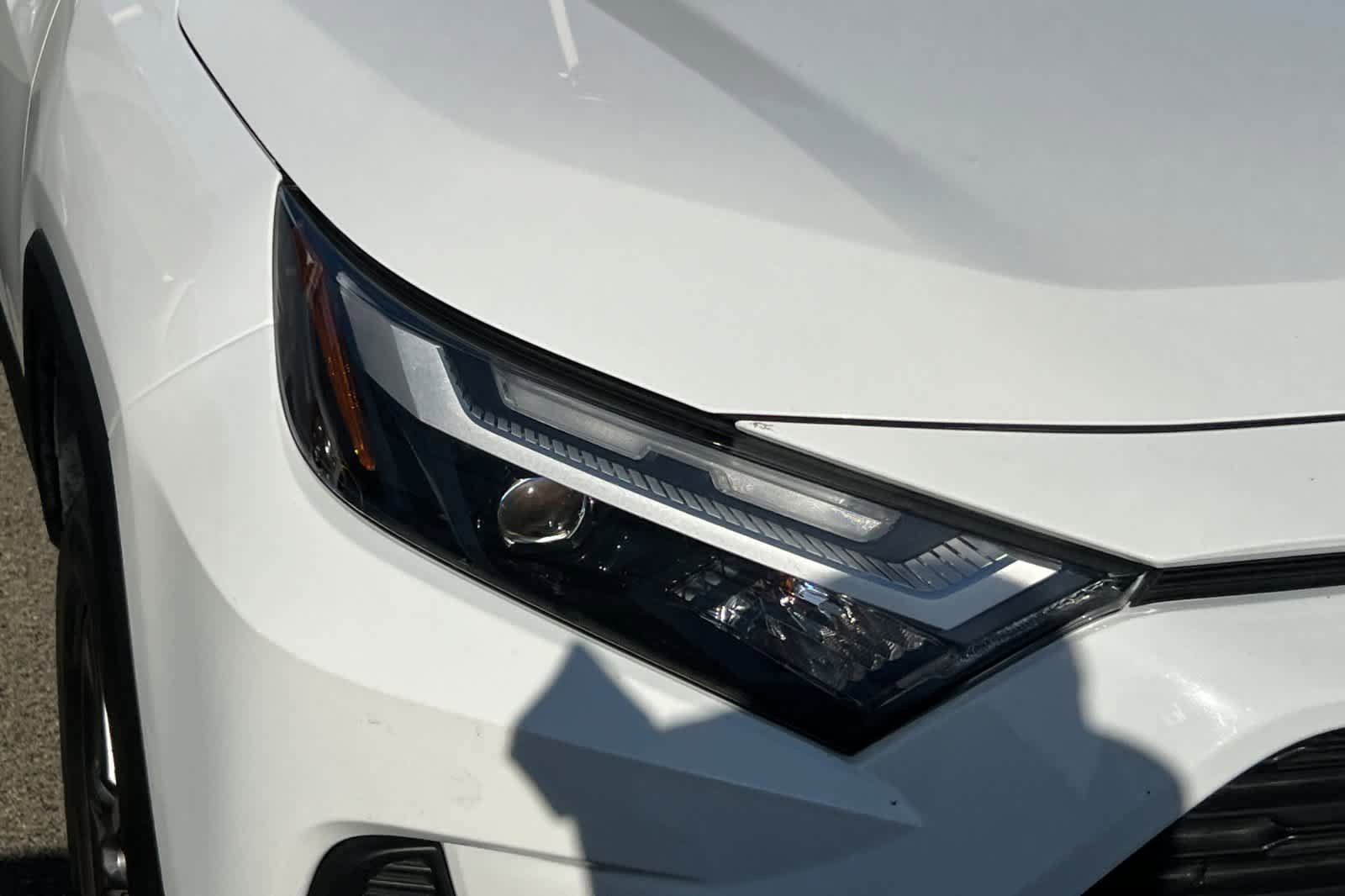Used 2023 Toyota RAV4 LE AWD/4WD image 14