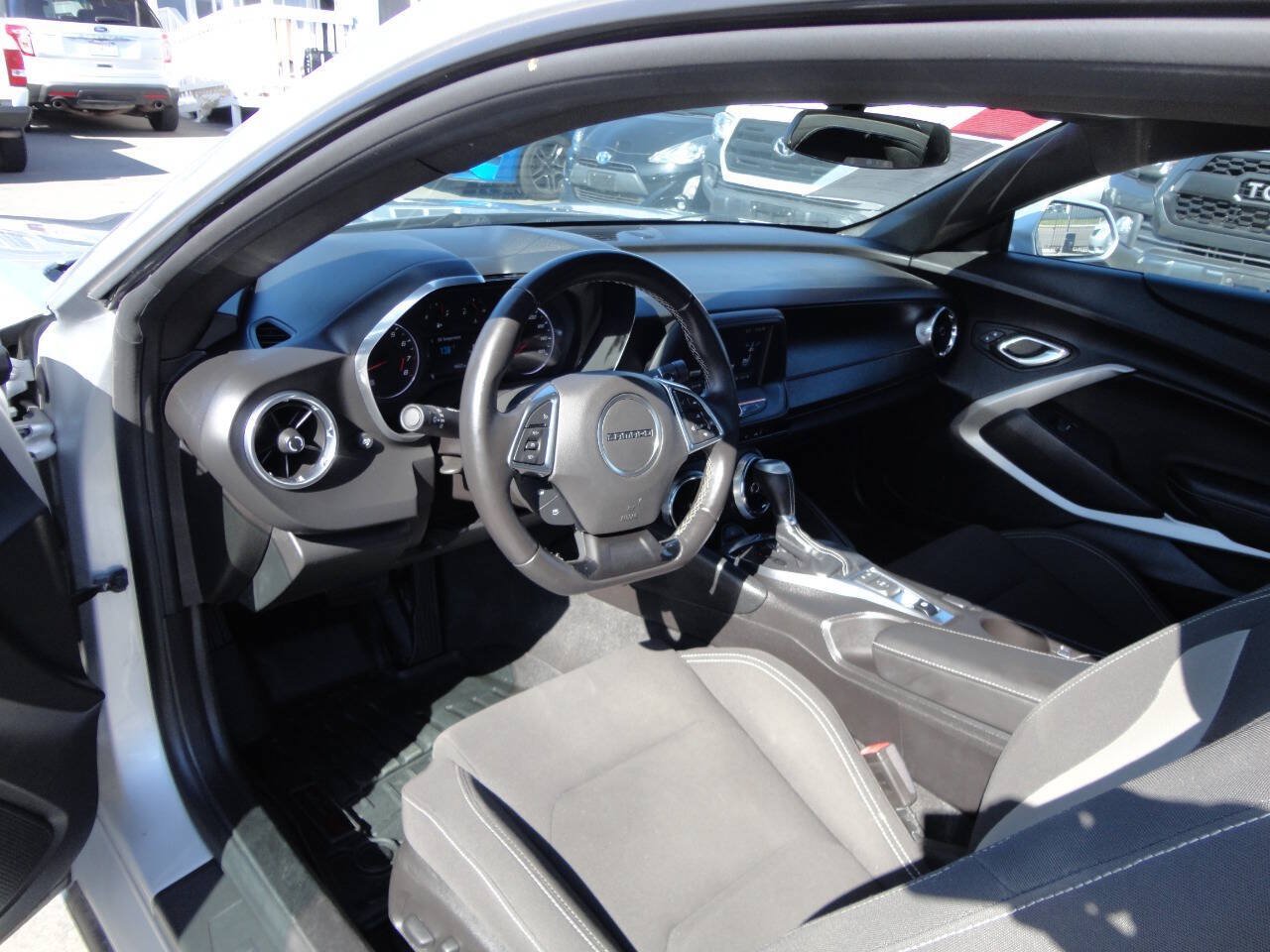 Used 2016 Chevrolet Camaro LT RWD image 20
