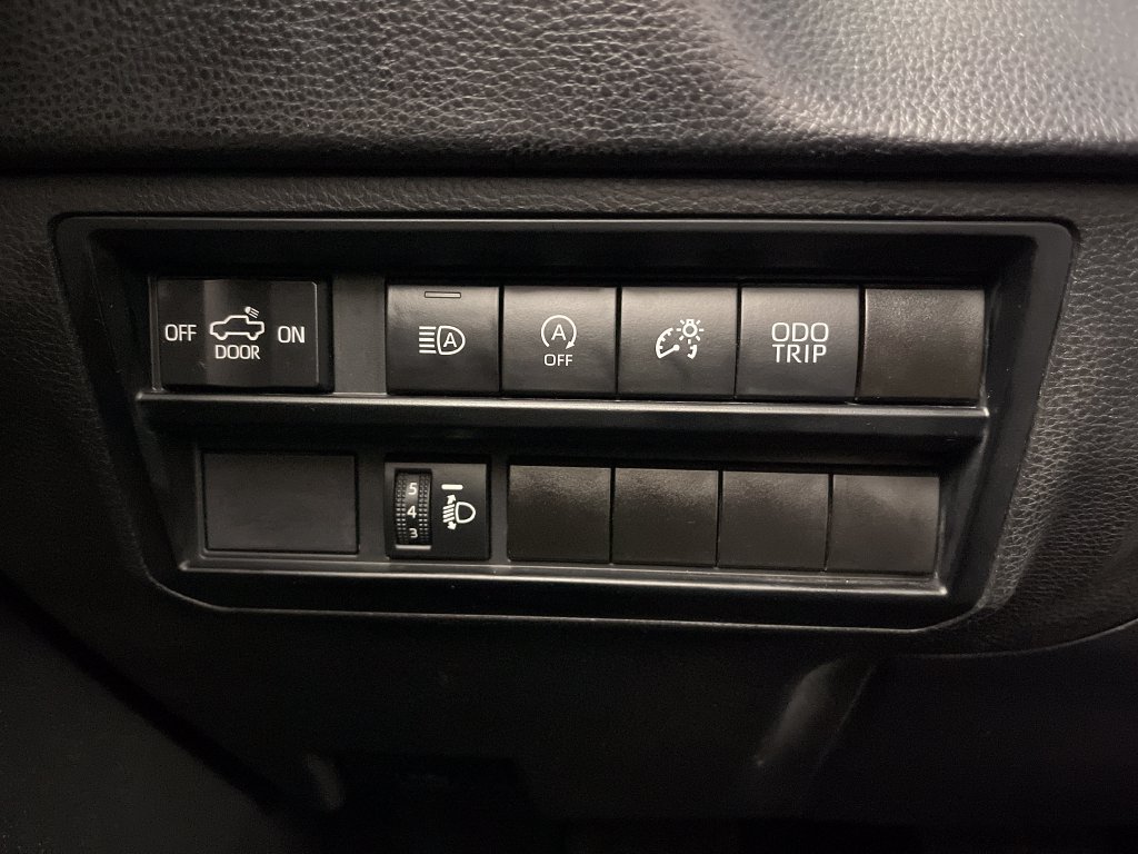 Certified 2023 Toyota Tundra SR5 AWD/4WD image 28