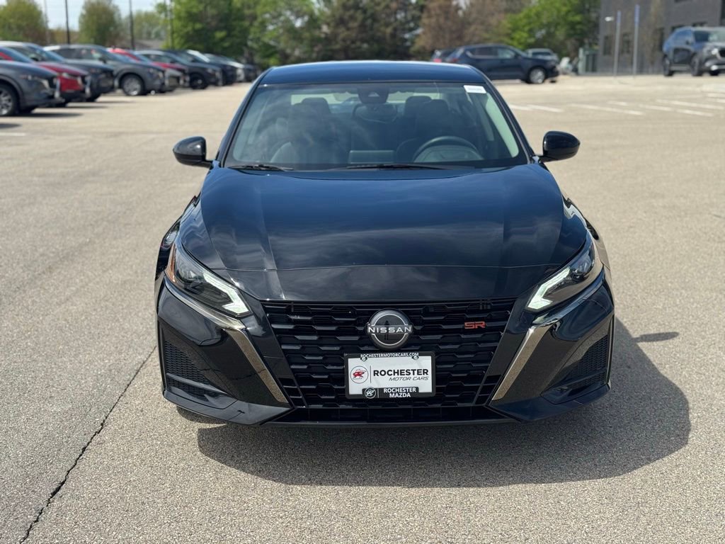 Used 2023 Nissan Altima 2.5 SR FWD image 27