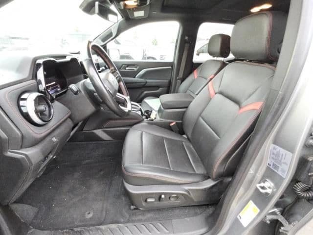 Used 2023 Chevrolet Colorado Z71 w/ Z71 Convenience Package 2 AWD/4WD image 8