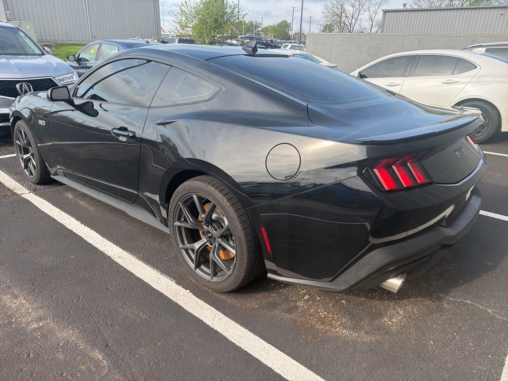 Used 2025 Ford Mustang GT image 6