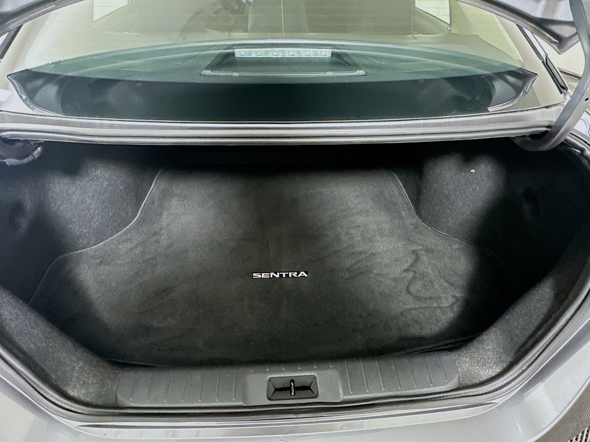 Used 2025 Nissan Sentra SV image 26