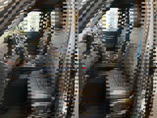 Used 2025 Ford Explorer ST-Line image 16