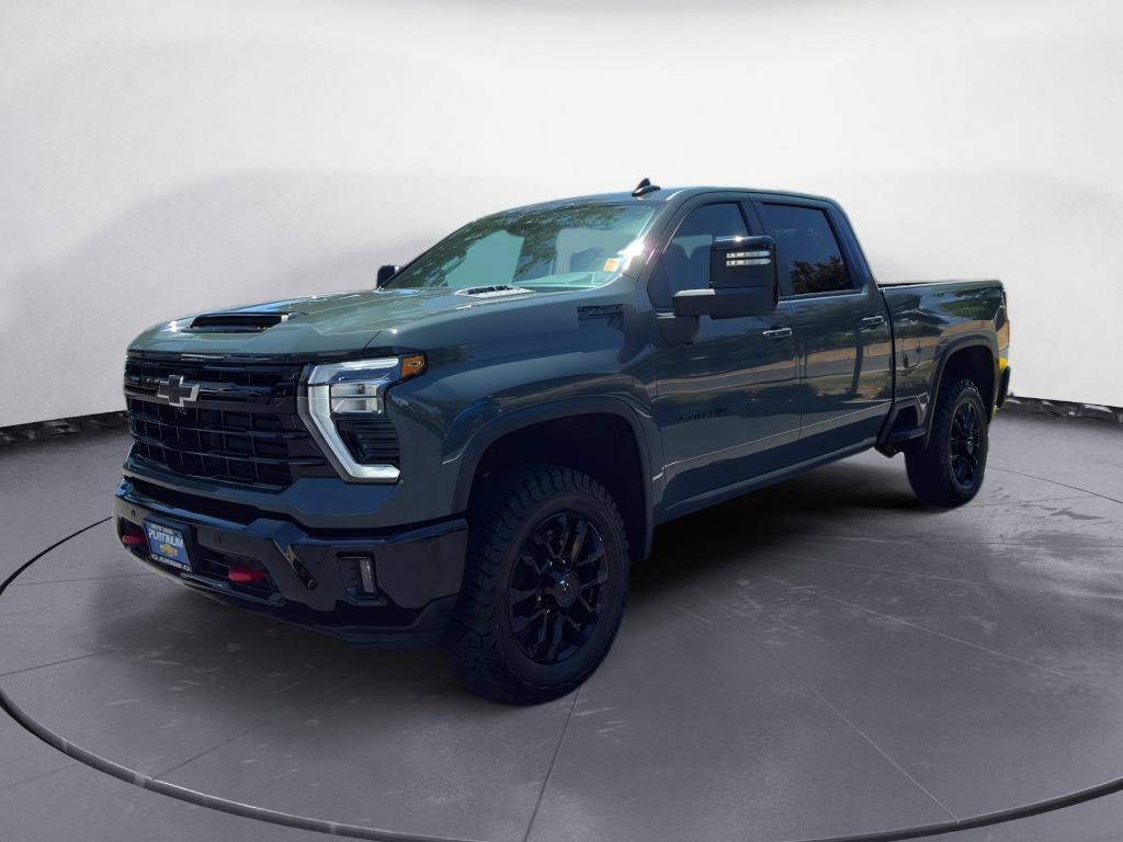 Used 2025 Chevrolet Silverado 2500 LT w/ Trail Boss Package AWD/4WD image 2