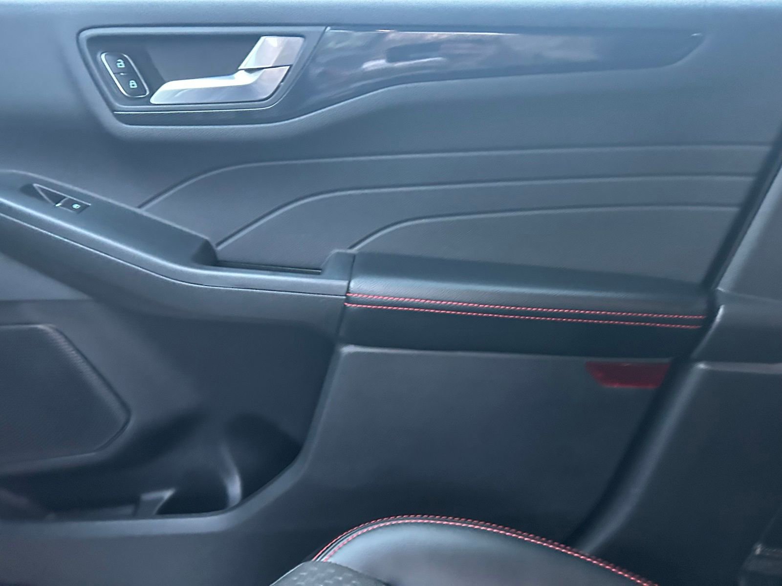 Used 2023 Ford Escape ST-Line Select w/ Tech Pack #2 image 13