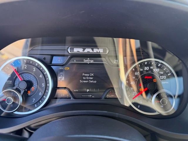 New 2026 RAM 1500 4x4 Crew Cab image 18