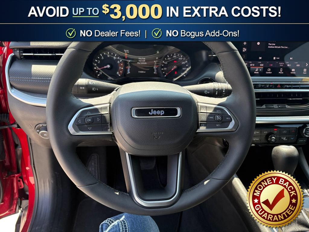 Used 2026 Jeep Compass Limited AWD/4WD image 18