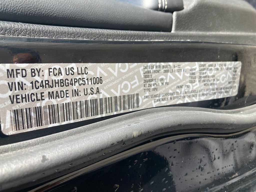 Used 2023 Jeep Grand Cherokee Limited image 34