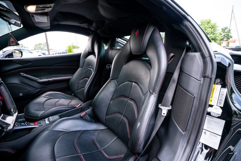 Used 2016 Ferrari 488 GTB RWD image 35