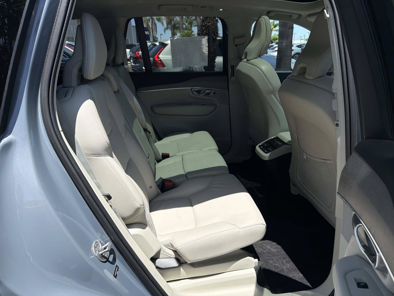 Certified 2023 Volvo XC90 B6 Plus w/ Protection Package Premier AWD/4WD image 25