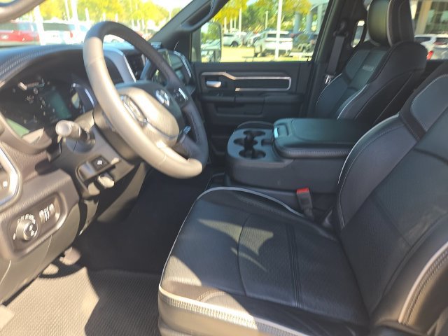 Used 2026 RAM 2500 Laramie AWD/4WD image 18