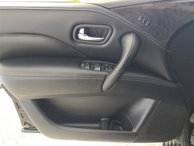 Used 2021 INFINITI QX80 Luxe image 23