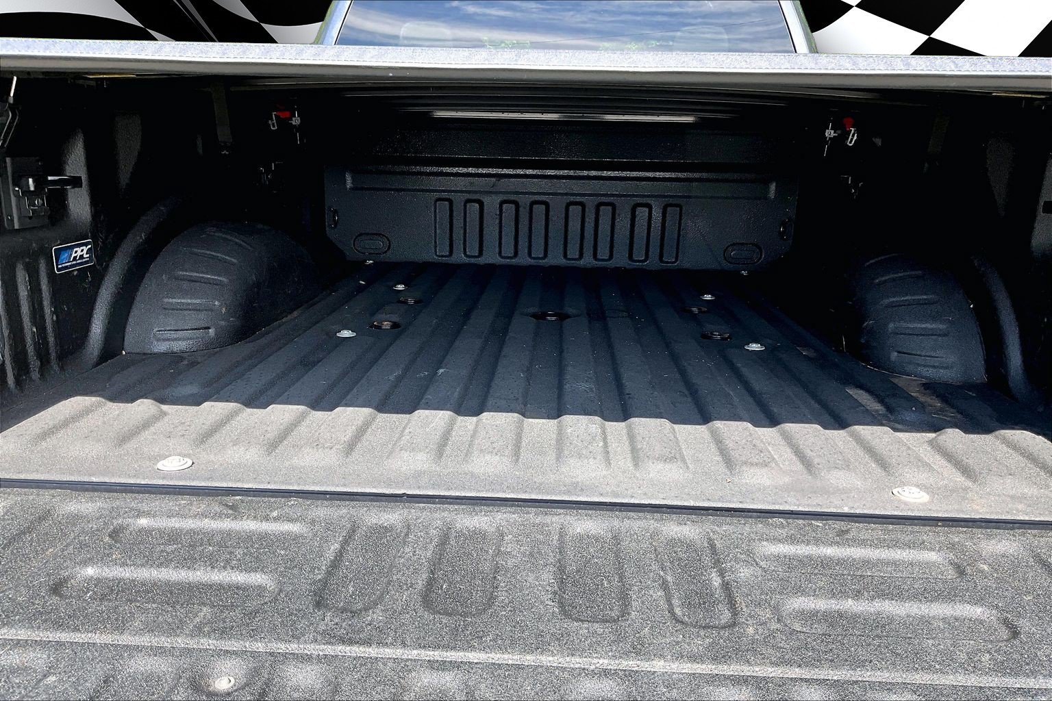 Used 2020 Ford F350 XLT w/ XLT Premium Package AWD/4WD image 28