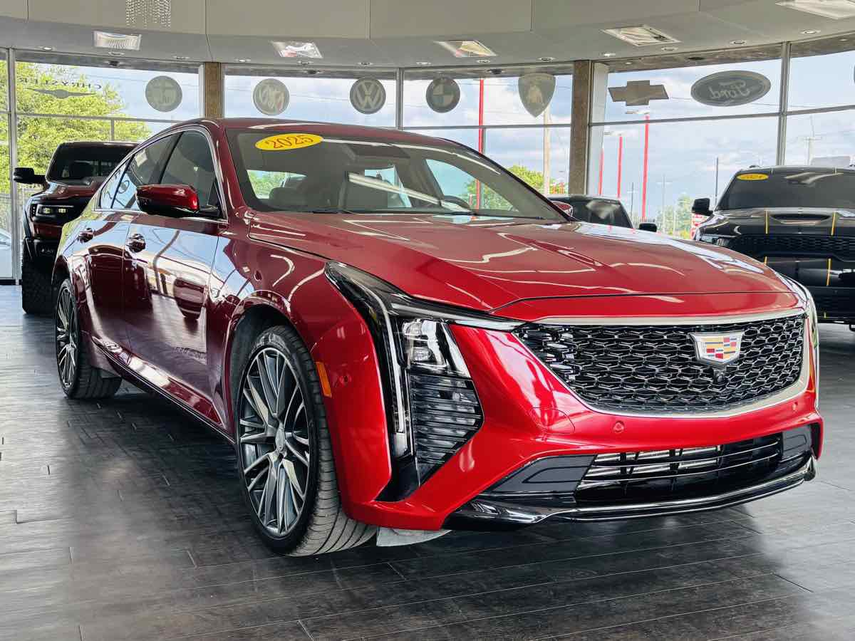 Used 2025 Cadillac CT5 Premium Luxury w/ Sun And Sound Package AWD/4WD image 4