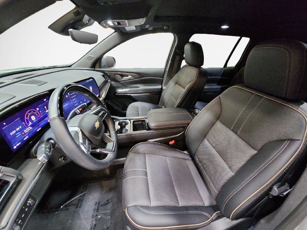Certified 2025 Chevrolet Traverse High Country w/ LPO, Floor Liner Package AWD/4WD image 14