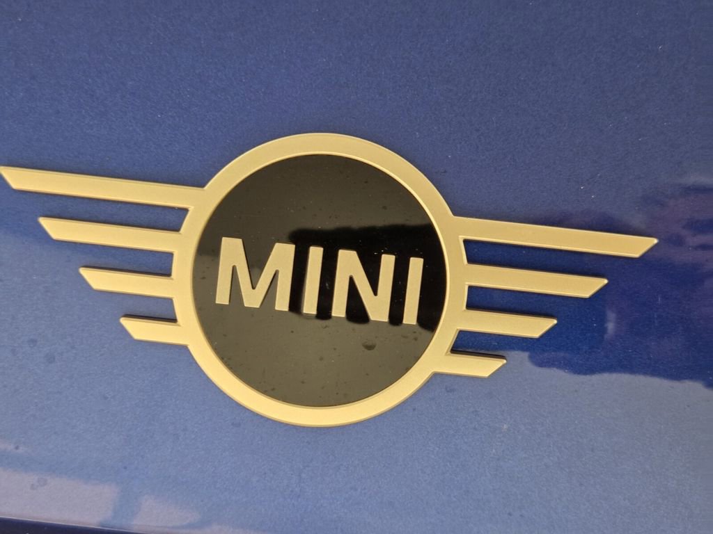 Used 2025 MINI Cooper S image 31
