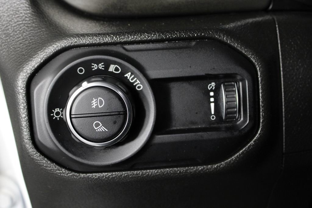 Used 2023 Jeep Gladiator Overland image 22