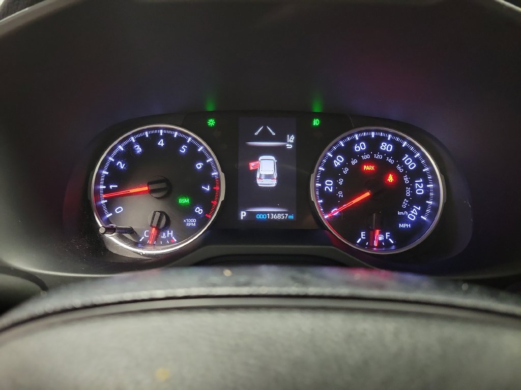 Used 2019 Toyota RAV4 XLE w/ All Weather Liner Package AWD/4WD image 26