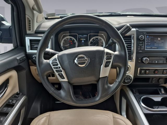 Used 2017 Nissan Titan SL image 13