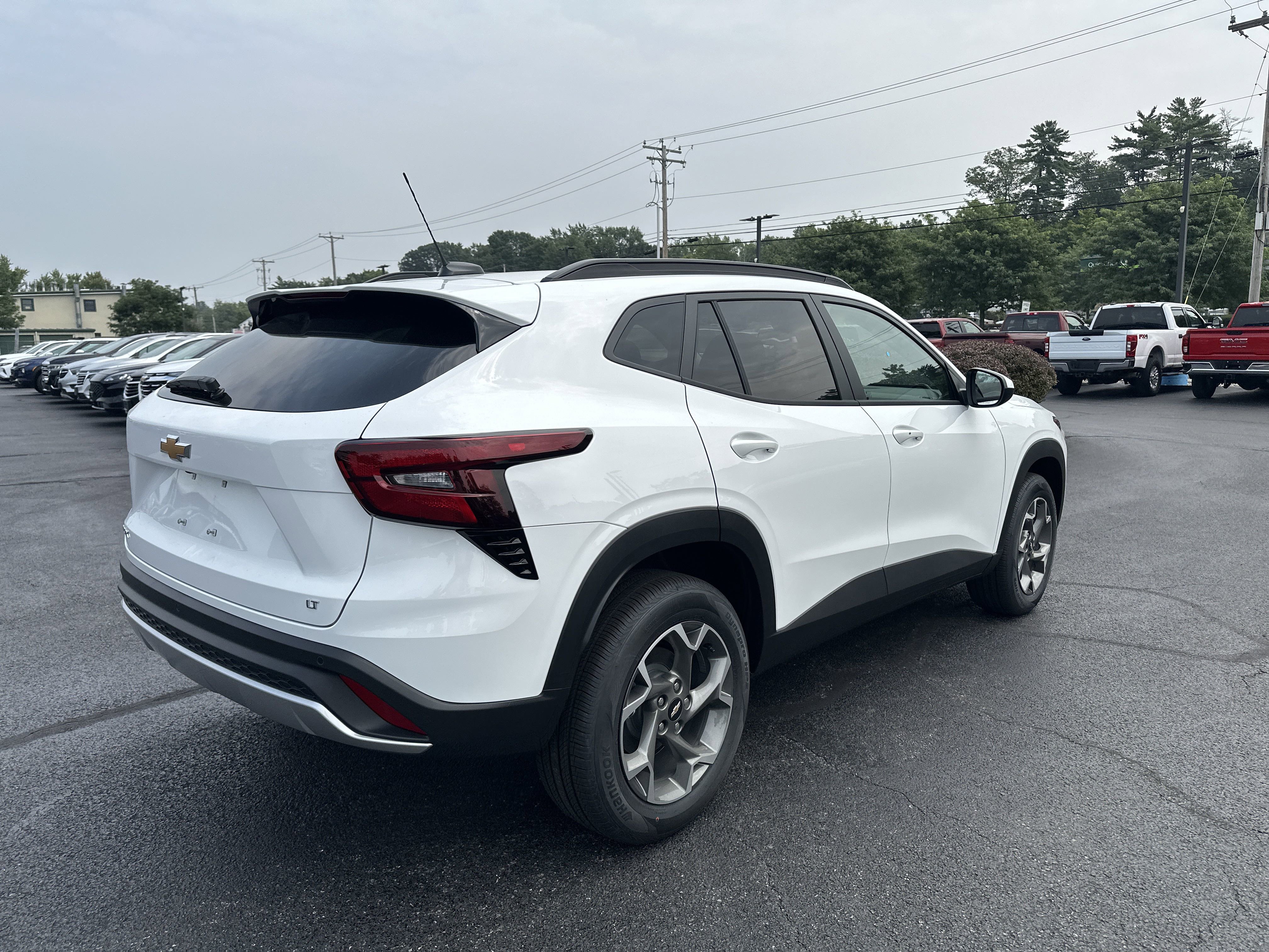 New 2025 Chevrolet Trax LT w/ Driver Confidence Package image 6