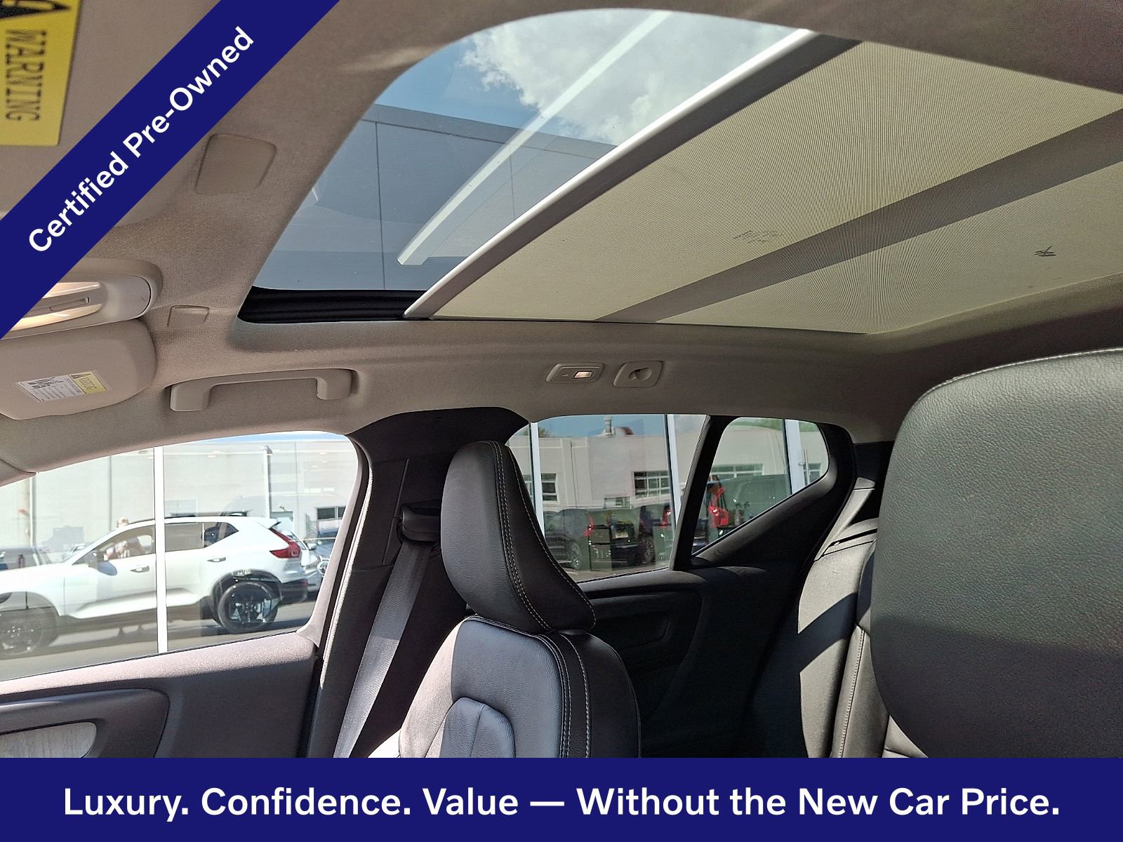 Used 2023 Volvo XC40 B5 Plus w/ Driver Assist Package AWD/4WD image 15
