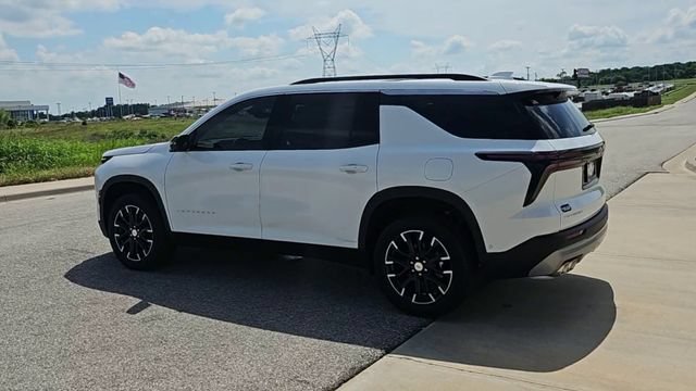 New 2026 Chevrolet Traverse LT w/ Enhanced Driving Package FWD image 6