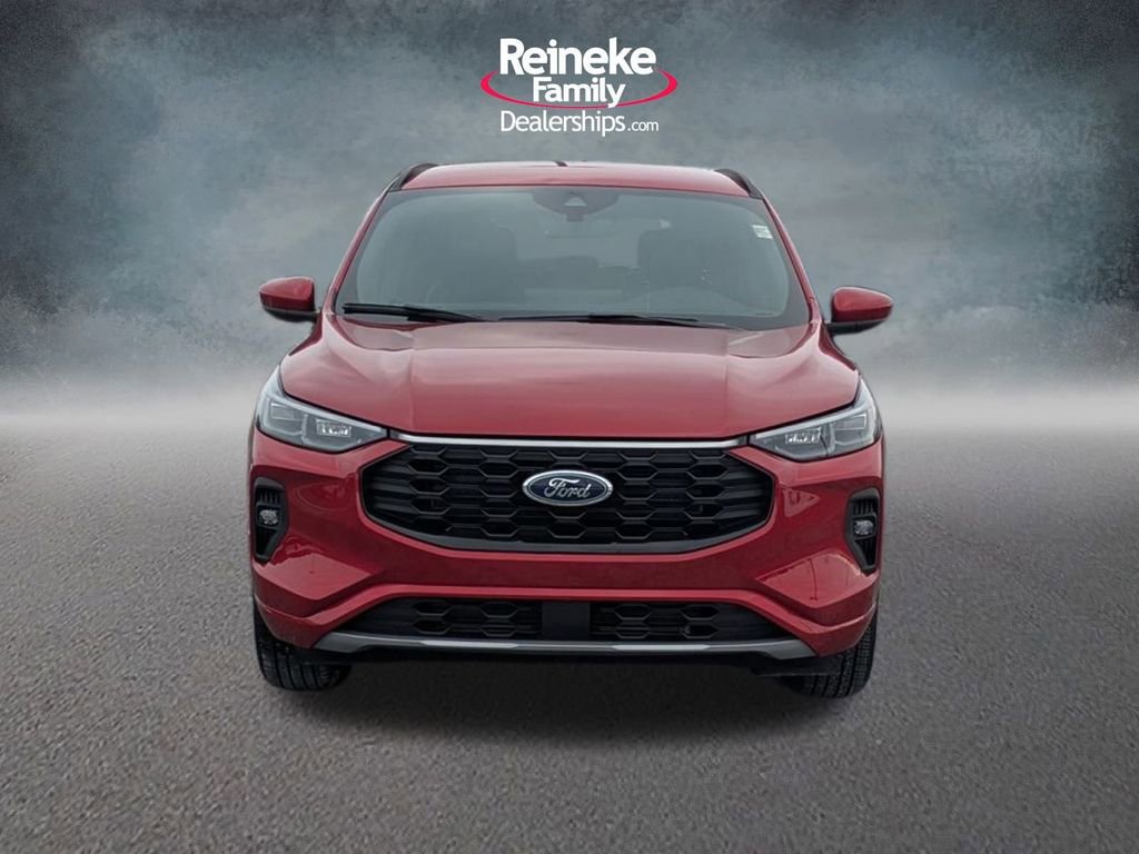 Used 2025 Ford Escape ST-Line Elite image 2