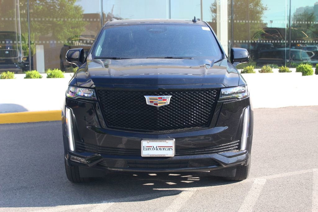 Used 2022 Cadillac Escalade ESV Sport w/ Touring Package AWD/4WD image 8
