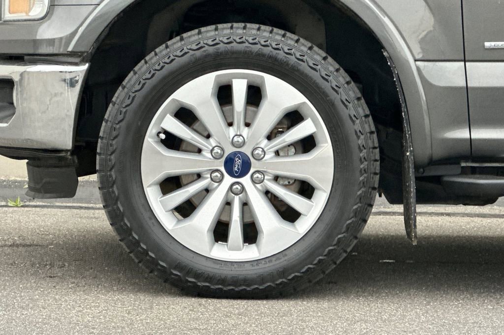 Used 2016 Ford F150 Lariat w/ FX4 Off-Road Package image 27