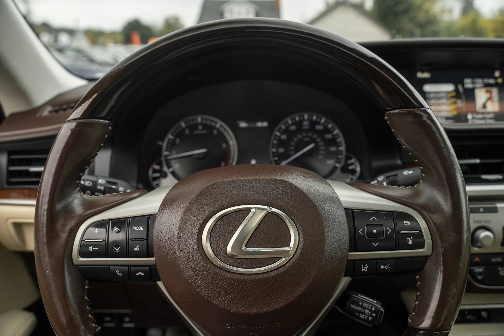 Used 2018 Lexus ES 350 w/ Premier Package FWD image 19