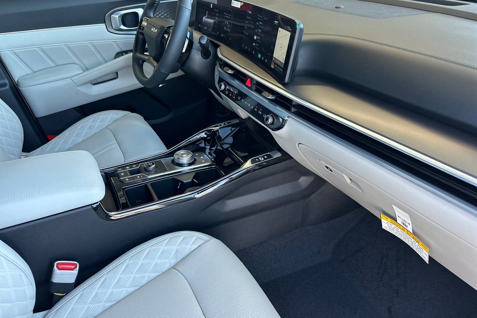 New 2026 Kia Sorento SX Prestige AWD/4WD image 16