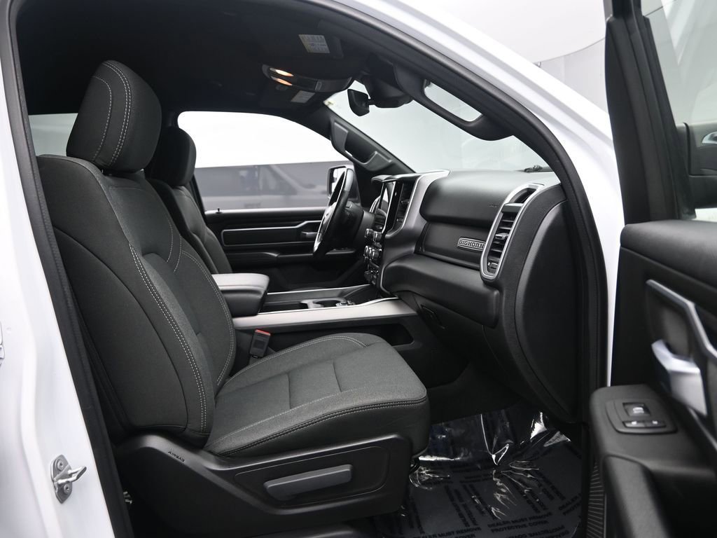 Used 2023 RAM 1500 Big Horn image 32