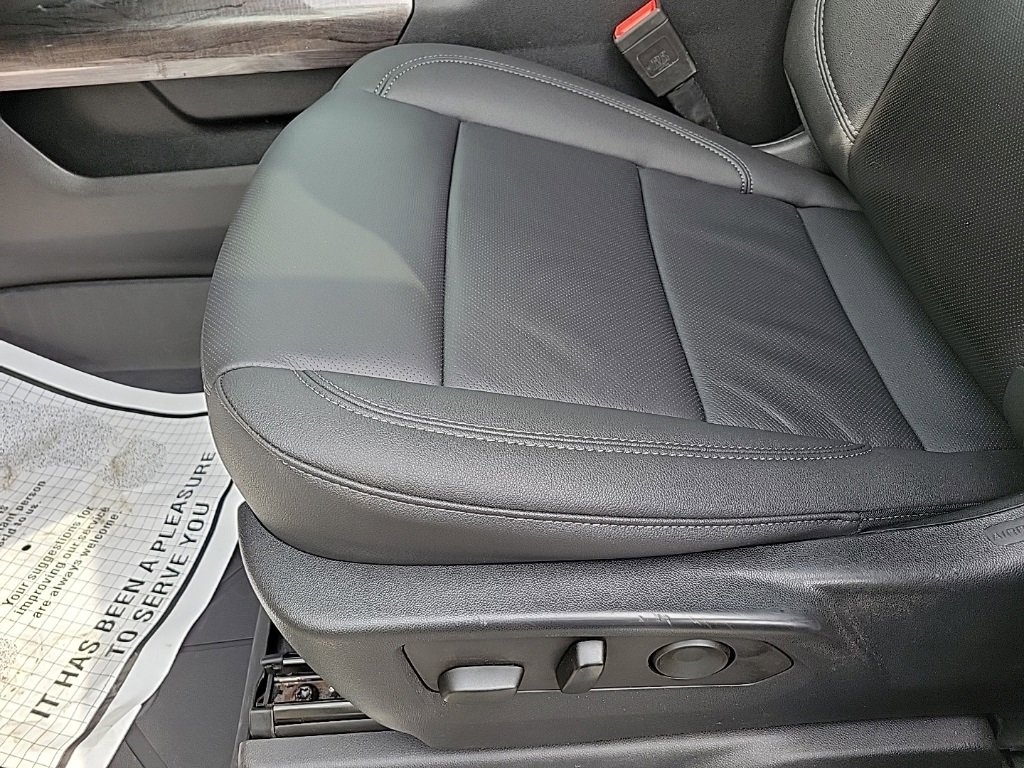 Used 2022 Chevrolet Silverado 1500 LTZ w/ LTZ Premium Package image 7