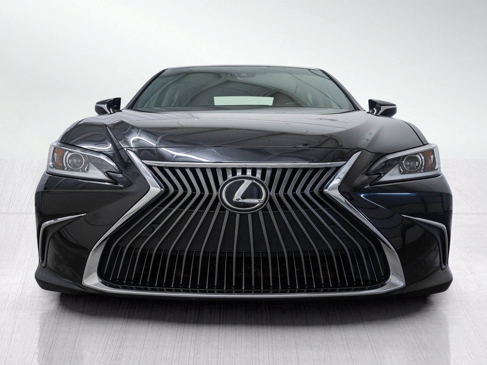 Used 2020 Lexus ES 350 w/ Premium Package FWD image 2