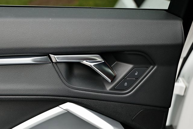 Used 2021 Audi Q3 2.0T Premium w/ Convenience Package image 24