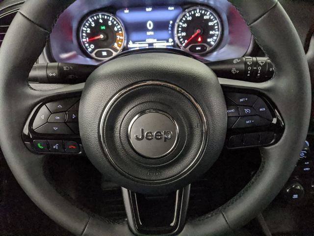 Used 2022 Jeep Renegade Altitude w/ Sun/Sound Group AWD/4WD image 15