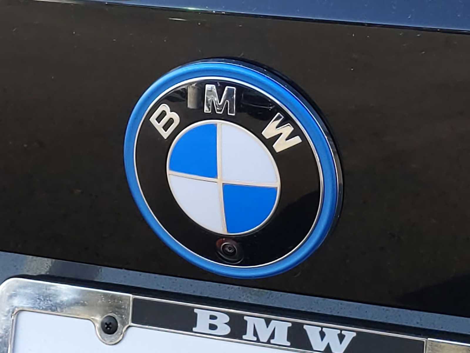 Used 2025 BMW i4 xDrive40i w/ M Sport Package image 11