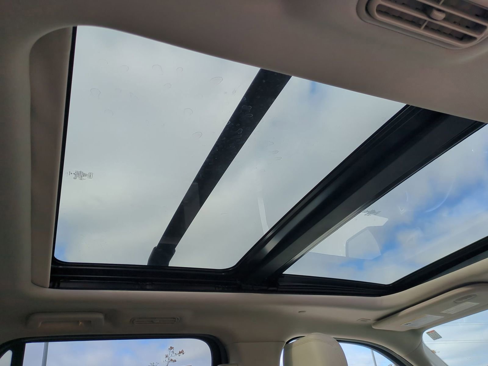 Used 2019 Ford Expedition Platinum image 26