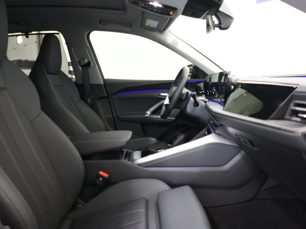 Certified 2025 Audi Q5 Premium Plus w/ Premium Plus AWD/4WD image 21