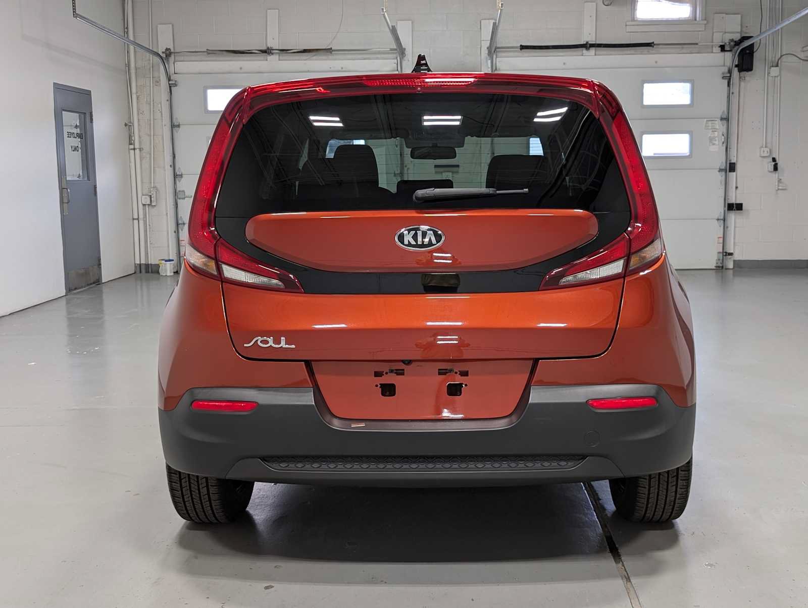 Certified 2021 Kia Soul LX FWD image 9