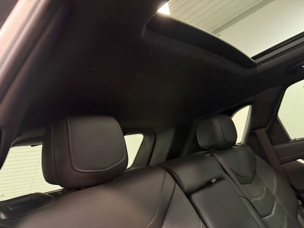 Used 2020 Cadillac XT5 Premium Luxury image 15