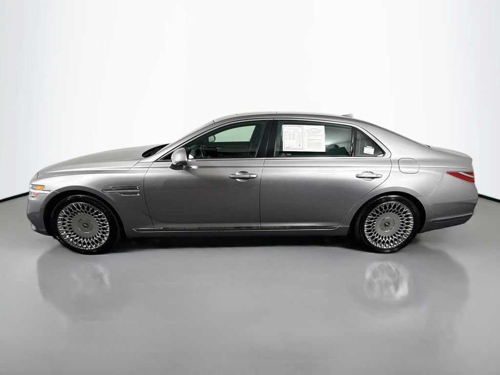 Used 2020 Genesis G90 3.3T Premium RWD image 8